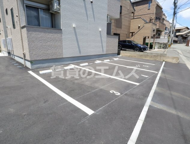 駐車場　フォルトゥーナ竹下駅前の駐車場
