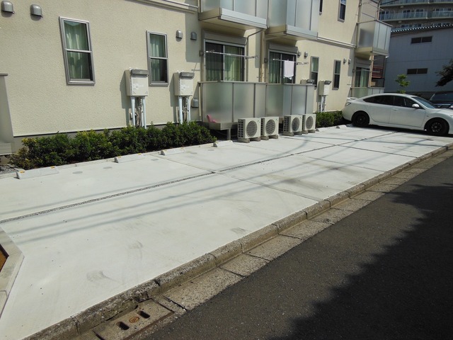駐車場　敷地内駐車場※要空き確認