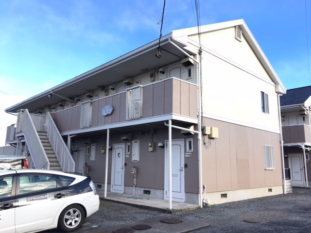 建物外観　閑静な住宅街。