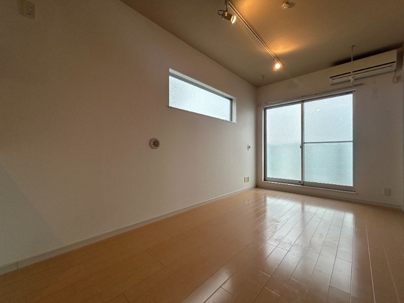 居室・リビング　別号室