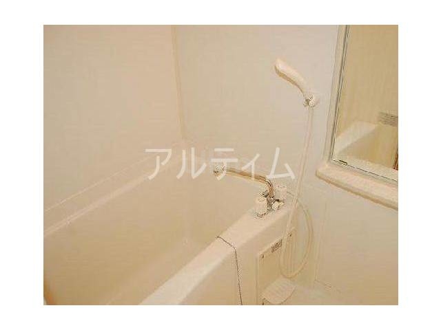 バス・シャワールーム　別タイプの写真です