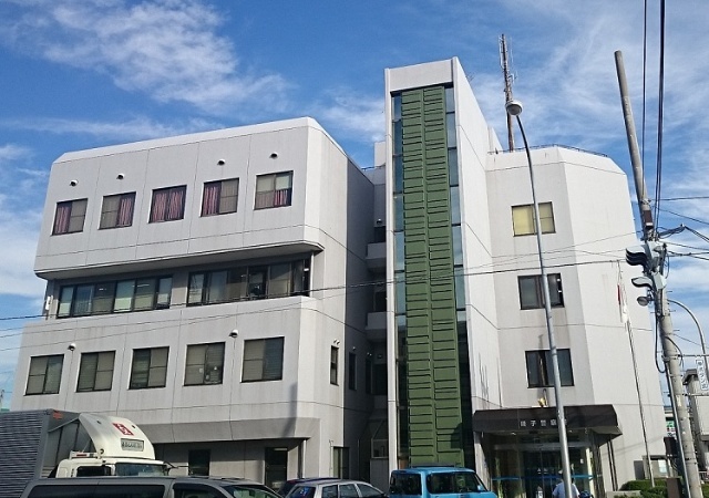 警察署・交番　磯子警察署（警察署・交番）まで186m
