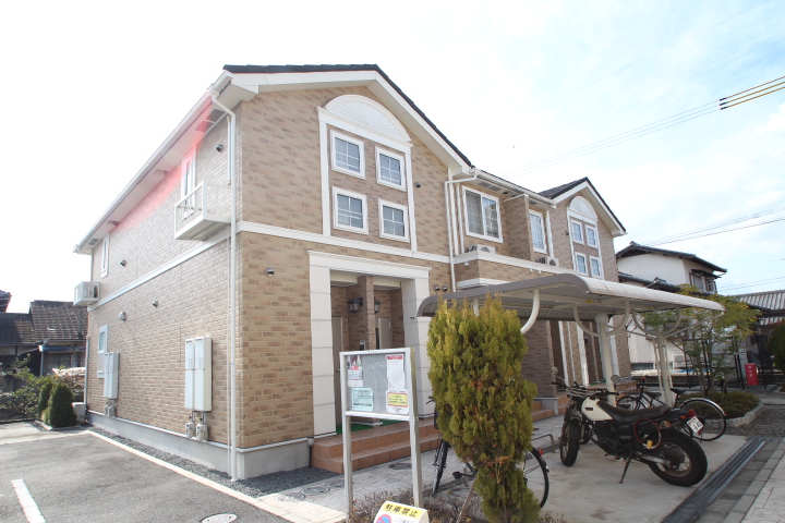 建物外観　Nスタイルホームにお任せ下さい♪