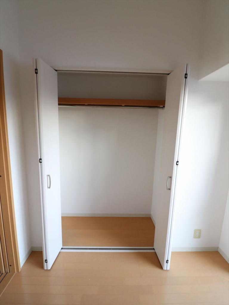 収納　クローゼット