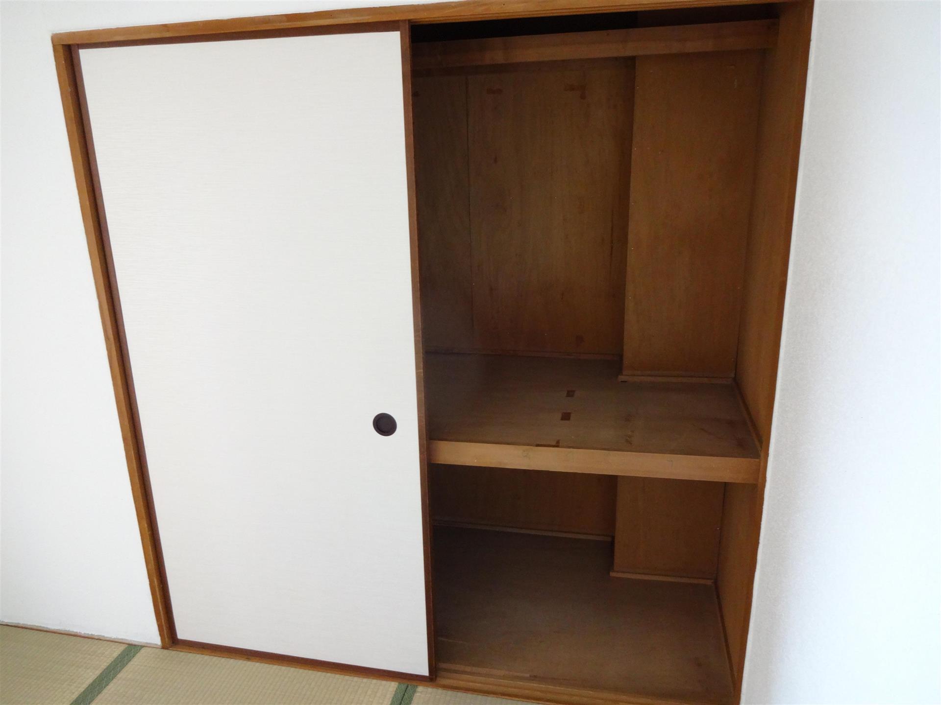 収納　和室の押し入れです。