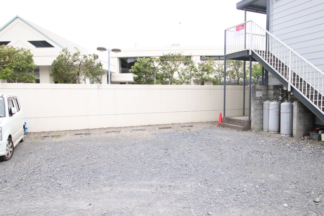 駐車場　駐車場（要空き確認）