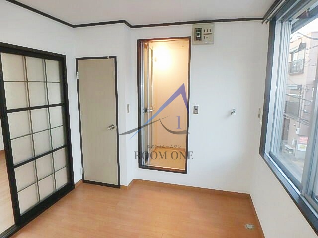 居室・リビング　洋室のお部屋です。