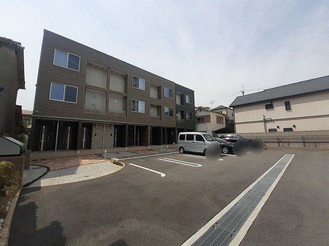 駐車場　駐車スペースもあります