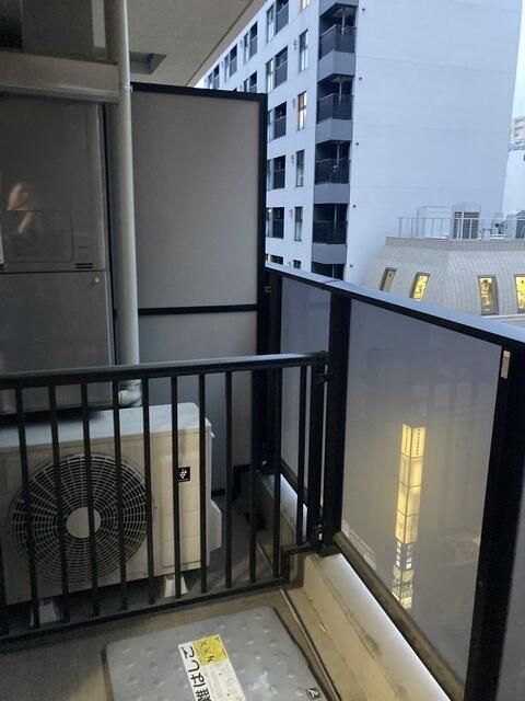 バルコニー　※別部屋の参考写真です。