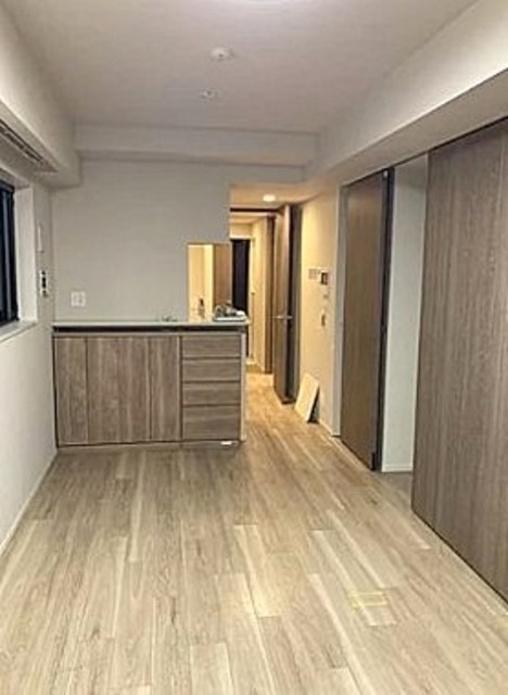 居室・リビング　※別部屋の参考写真です。