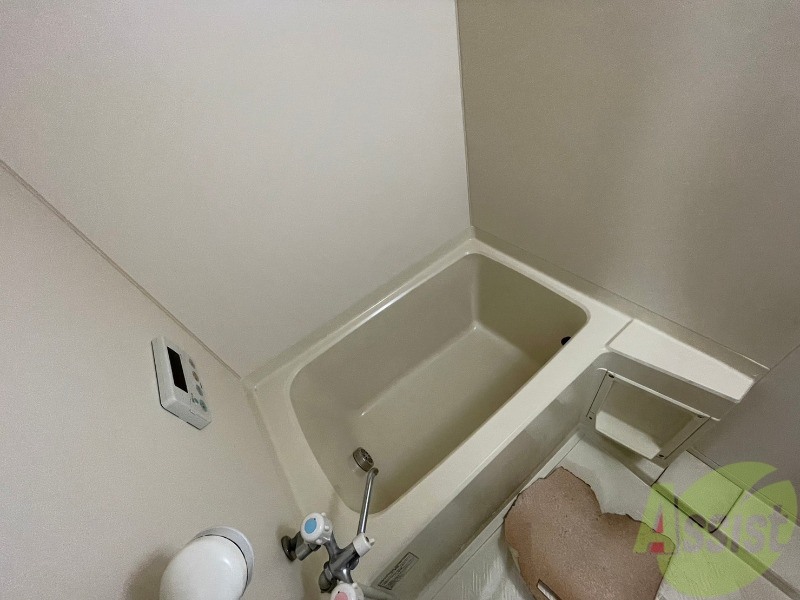 バス・シャワールーム　お風呂になります。一日の疲れを癒してくださいね。