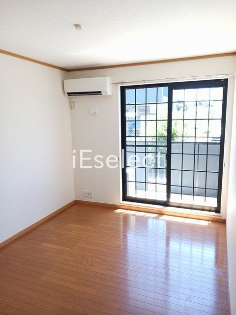 居室・リビング　風通しもよいお部屋です！
