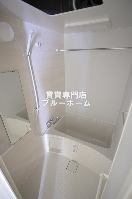 バス・シャワールーム　浴室乾燥機付きお風呂です！
