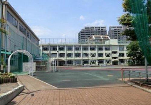 小学校　柏木小学校（小学校）まで805m