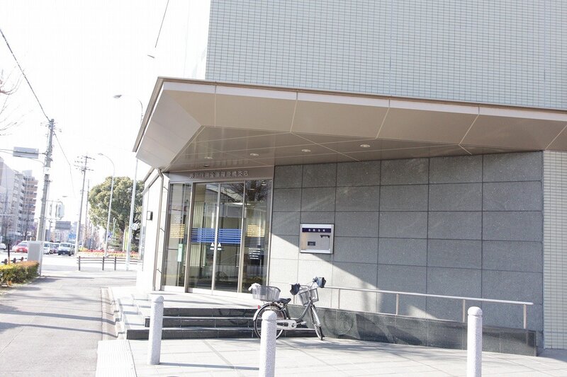 銀行　瀬戸信用金庫篠原橋支店（銀行）まで900m