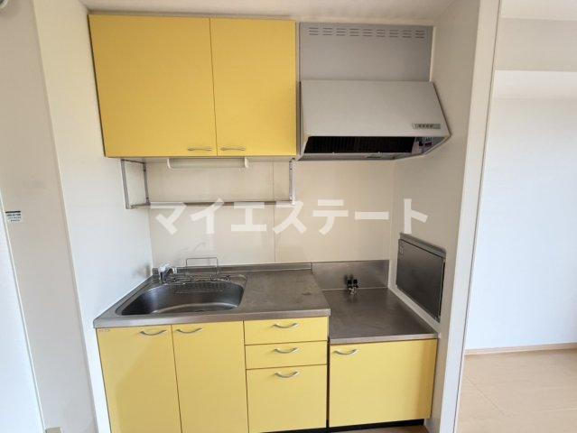 キッチン　同型・現況優先（写真は102）