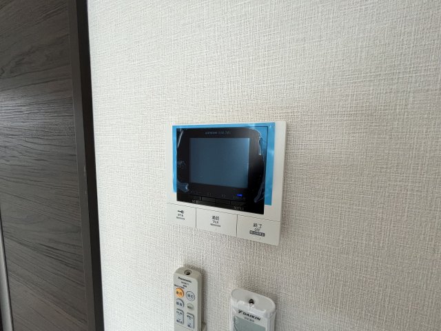セキュリティ　TVモニター付きインターホンです