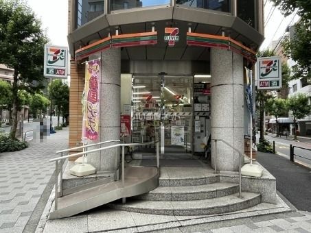 コンビニ　セブンイレブン千代田一番町店（コンビニ）まで279m