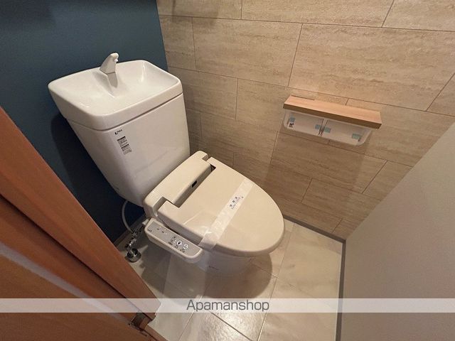 大阪モノレール本線 少路駅 徒歩17分 3階建 築49年のトイレ写真