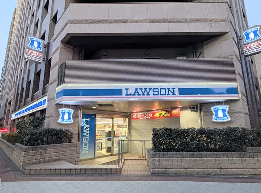 コンビニ　ローソン馬喰町駅前店（コンビニ）まで113m
