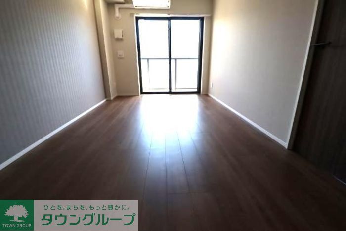Noble Maisonの居間写真