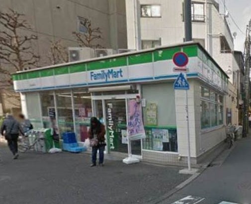 コンビニ　ファミリーマート 世田谷新町店（コンビニ）まで433m