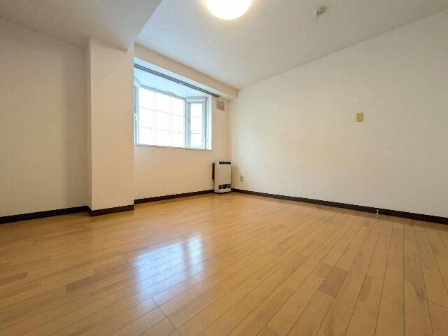 小山内マンションBタイプの内装写真