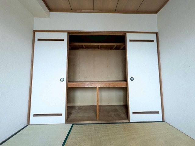 小山内マンションBタイプの内装写真