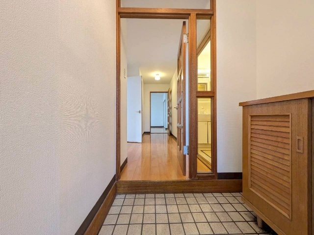 小山内マンションBタイプの玄関写真