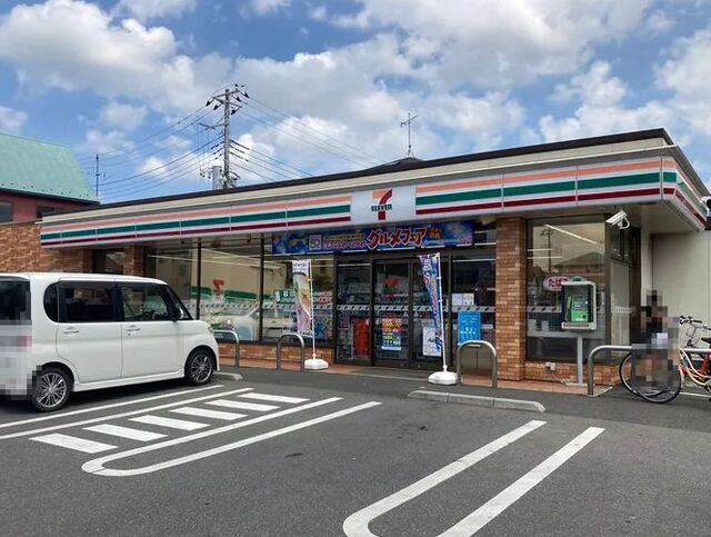コンビニ　セブンイレブン（コンビニ）まで350m