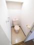 トイレ　★トイレは収納棚付き★
