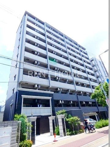 建物外観　鉄筋コンクリート造11階建