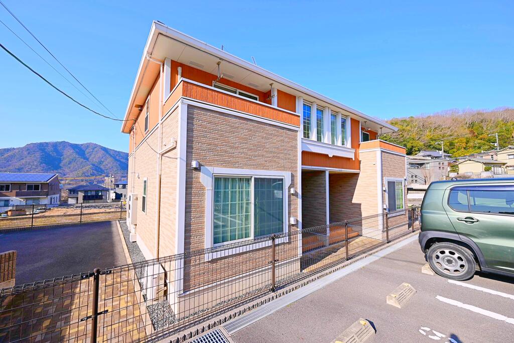 ＪＲ山陽本線 海田市駅 徒歩36分 築11年