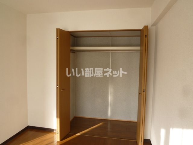 東武伊勢崎線 新伊勢崎駅 徒歩32分 3階建 築24年の内装写真
