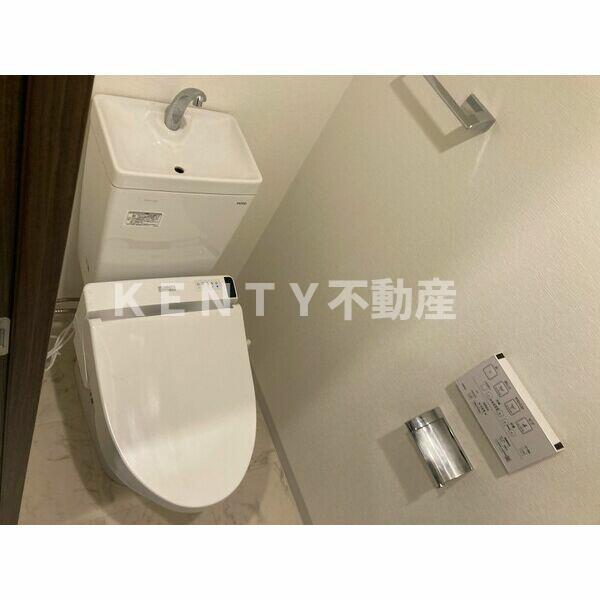 トイレ　落ち着いたトイレです