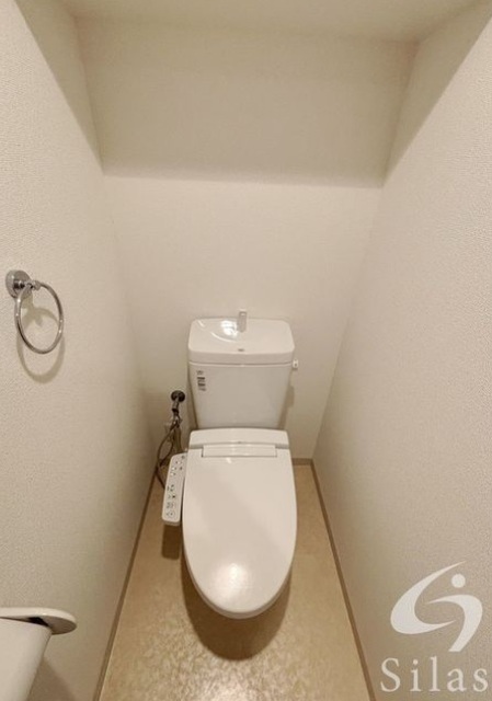 京阪本線 門真市駅 徒歩8分 4階建 築13年のトイレ写真