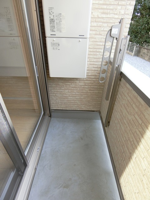 バルコニー　図面と現状に相違がある場合には現状を優先