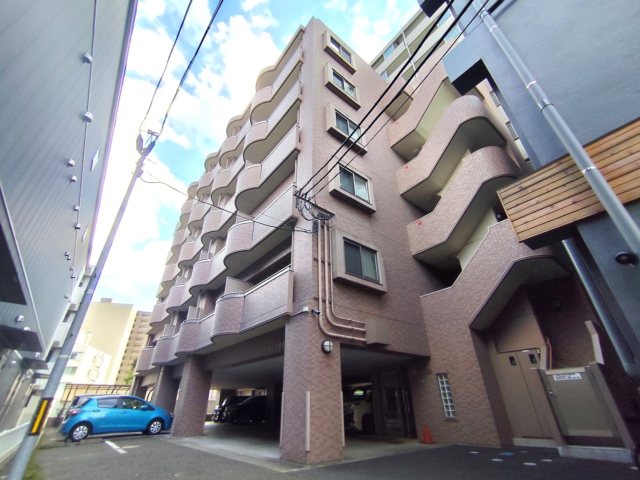 建物外観