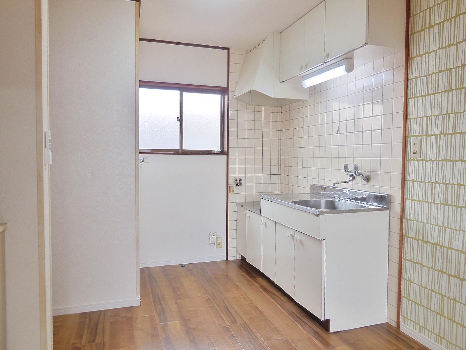 山惣西栄町コーポBのキッチン写真