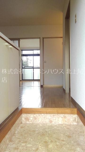 玄関　お問合せは048-772-8202