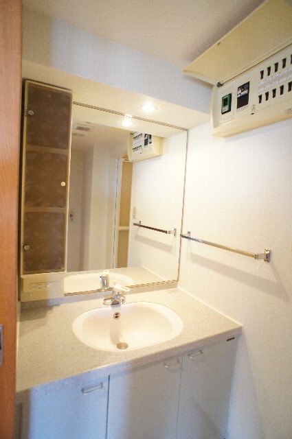 洗面設備　同タイプのお部屋の画像となります