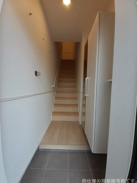 グレイスレジデンス 館山Aの玄関写真