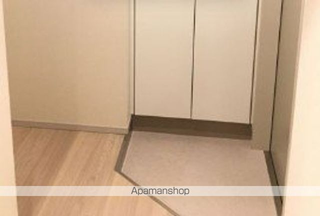 プラウドフラット両国の玄関写真