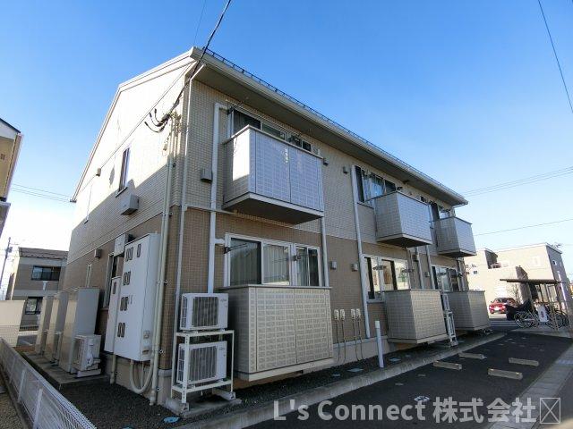 建物外観　２０１５年築のアパートです。