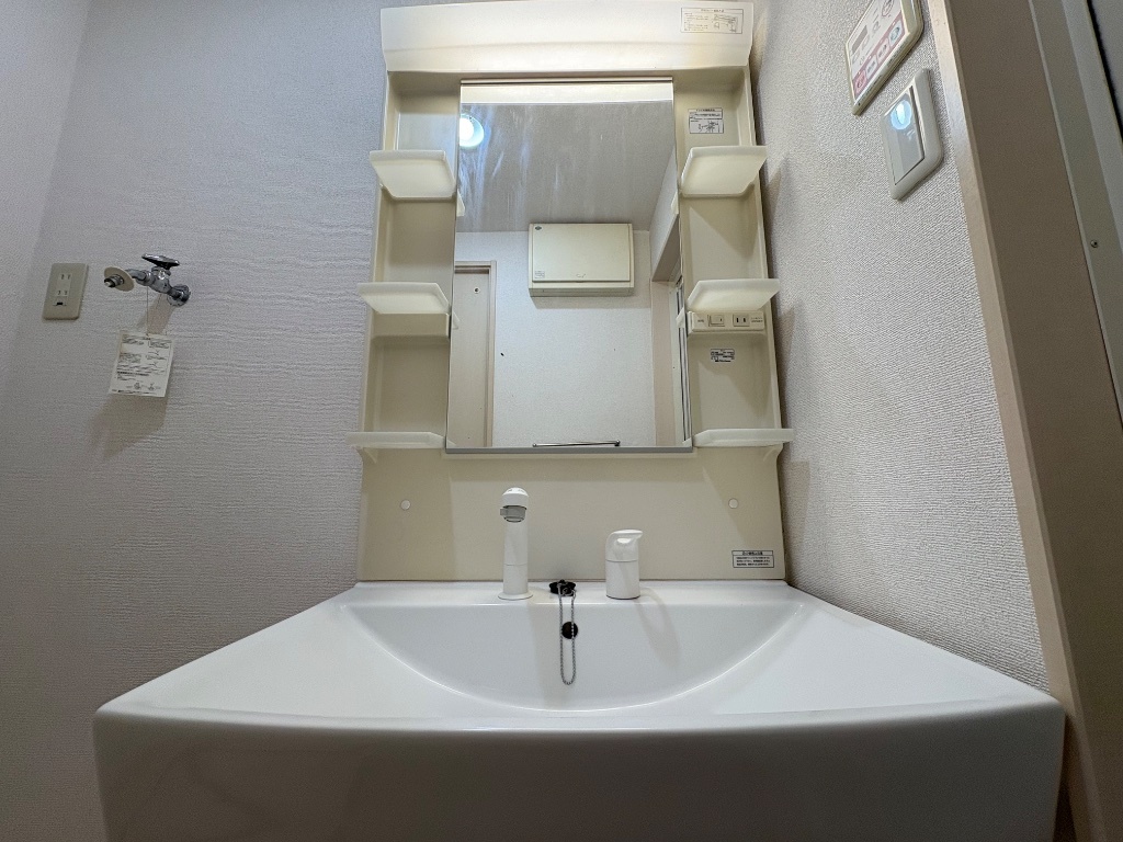 ＪＲ鹿児島本線 宇土駅 徒歩10分 2階建 築17年の内装写真