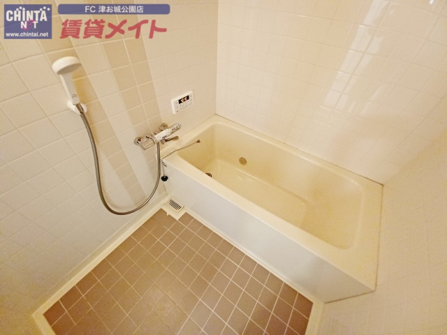 バス・シャワールーム　同物件別室画像