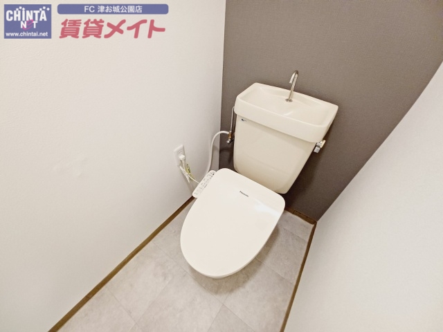 トイレ　同物件別室画像