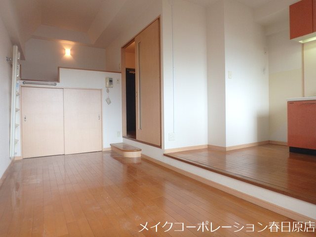 居室・リビング　写真は同型タイプ
