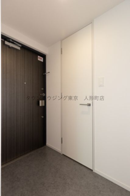玄関　※写真は同タイプ住戸です。