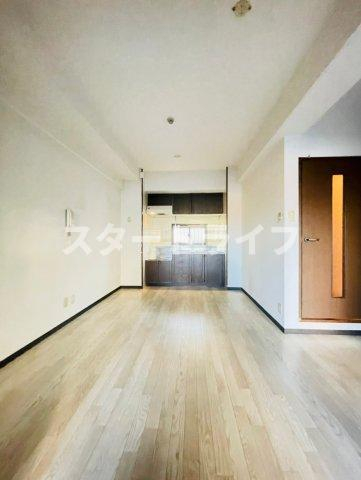 阪急京都線 南方駅 徒歩6分 9階建 築30年の居間写真